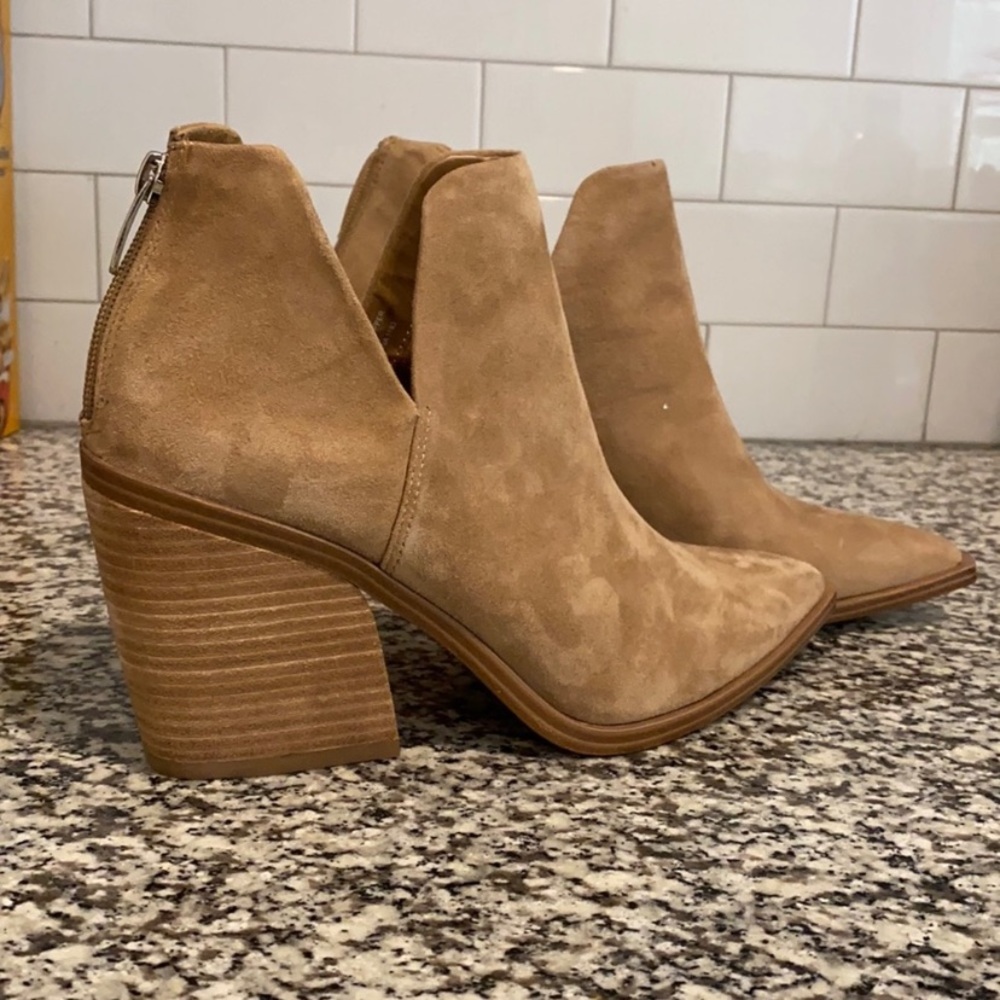 Steve Madden Suede Boots size 10